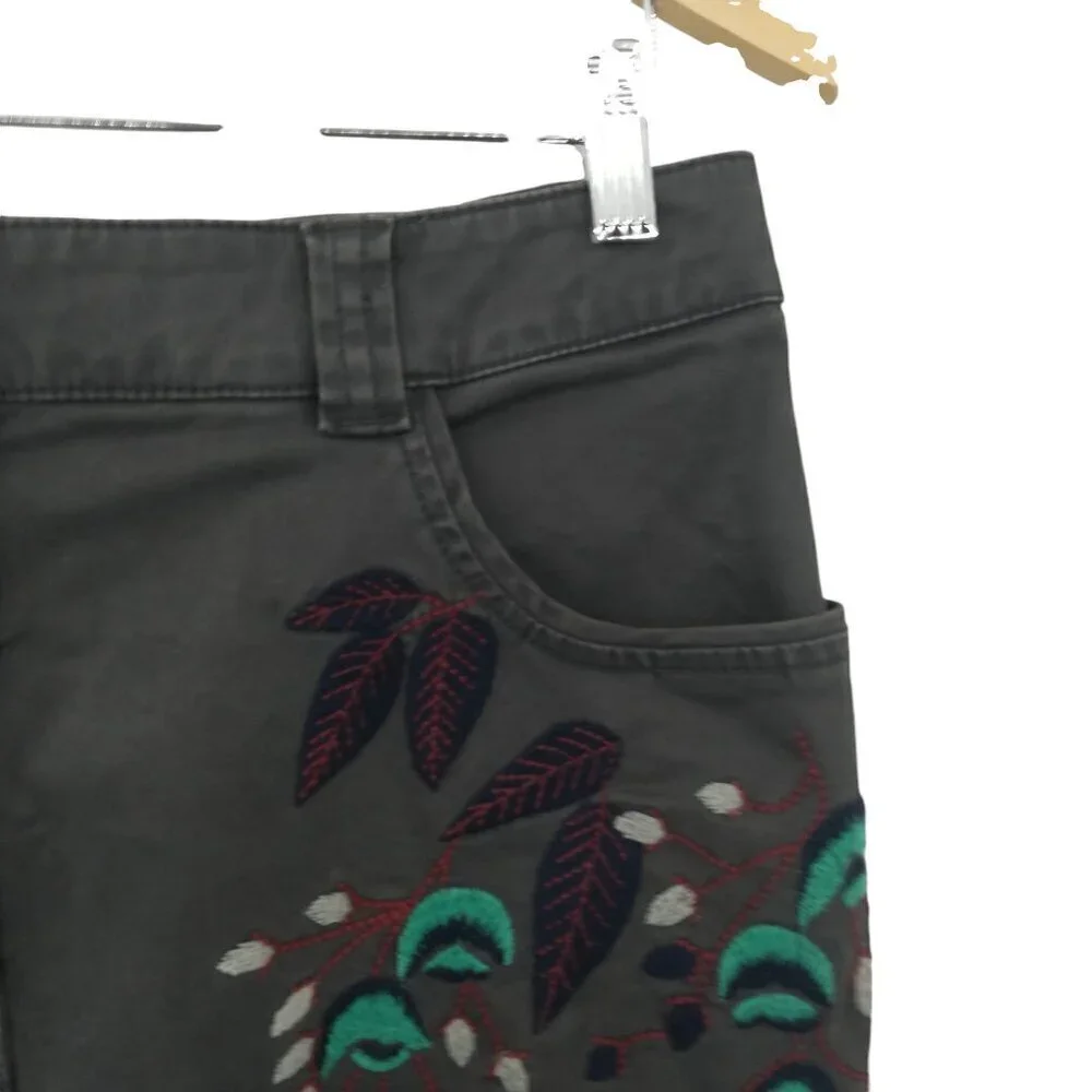 Oilily Gray Embroidered Knee Length Boho Skirt Size 38 US 8 Floral Stretch Chino
